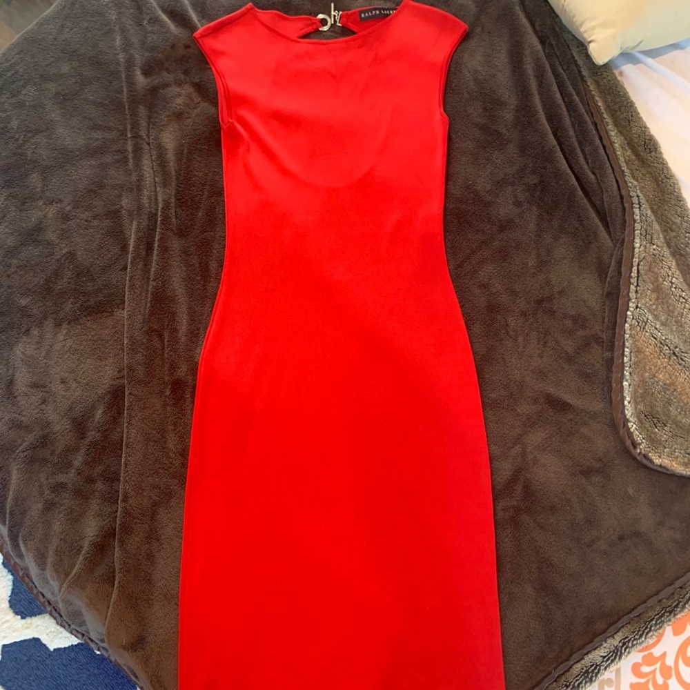 Chic & classic true red Black Label bodycon dress